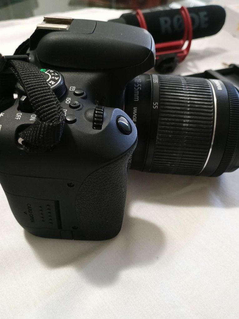 Canon T6i DSLR Camera w/Rode Mic - Image 5